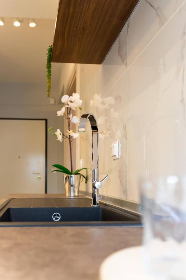 Cozy Modern Apartment Inside The City Center Selanik Dış mekan fotoğraf